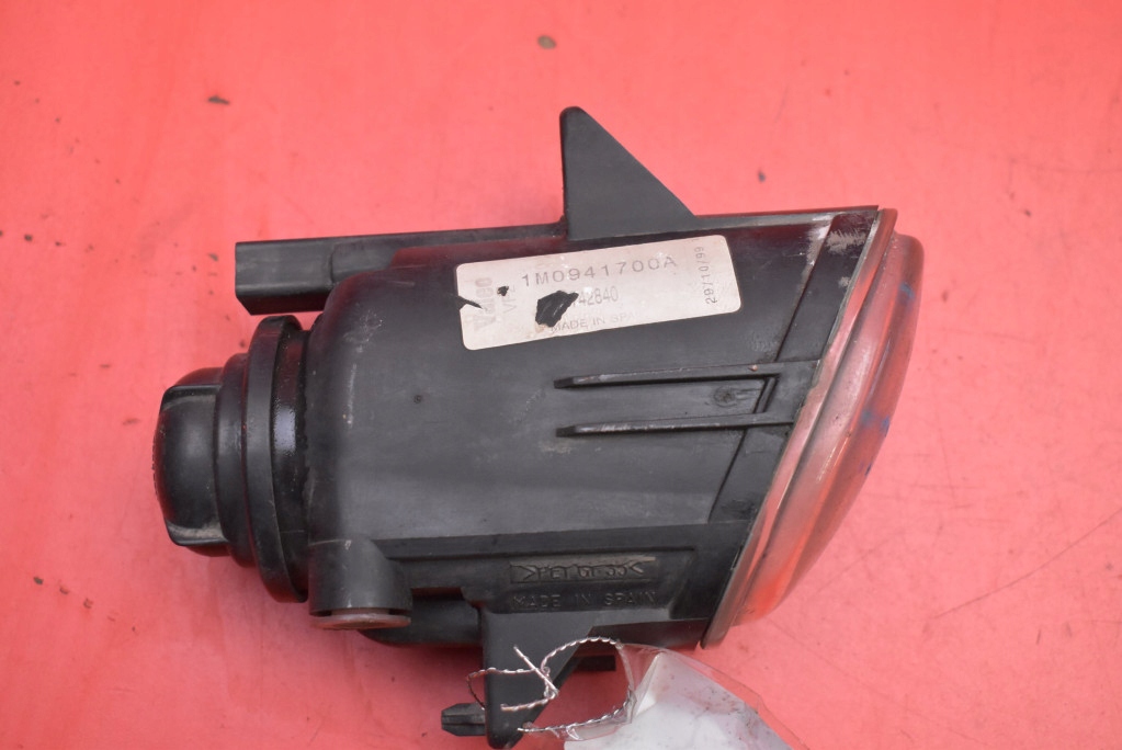 фото №6, Протитуманна фара правий перед передній 1m0941700a seat toledo 2 ii 99-06