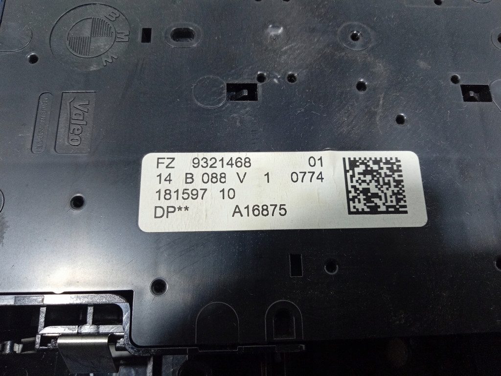 фото №5, Bmw 3 f30 f31 f20 лампа стельовий перед led 9321468