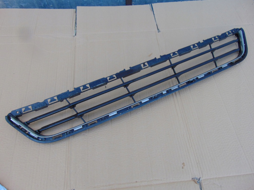 Решётка  решётка радиатора решётка ford mondeo mk5 Цена