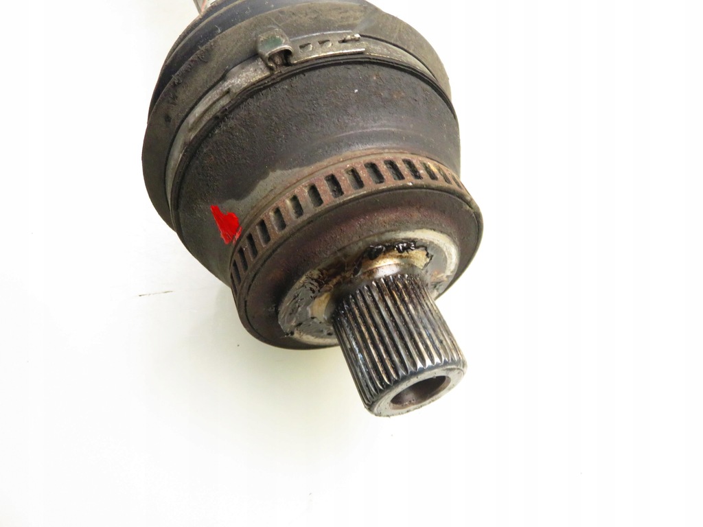 фото №11, Приводной вал правая передняя audi a4 b7 2.0 tdi 16v 8e0407272at