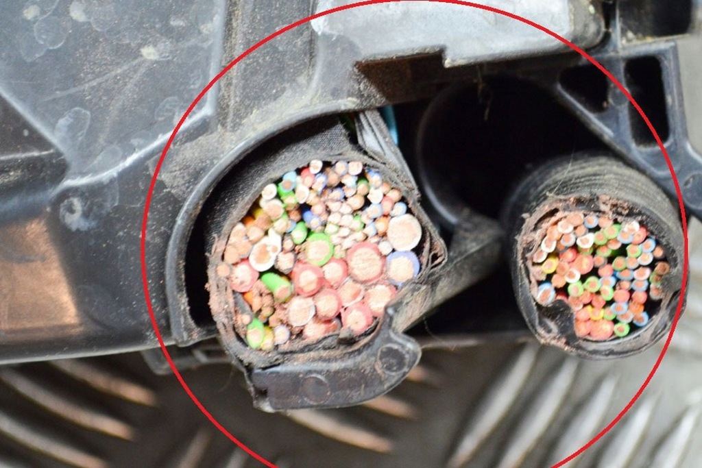 фото №6, Kia ceed sportswagon jd 1.6 crdi 110 коробка запобіжників i реле