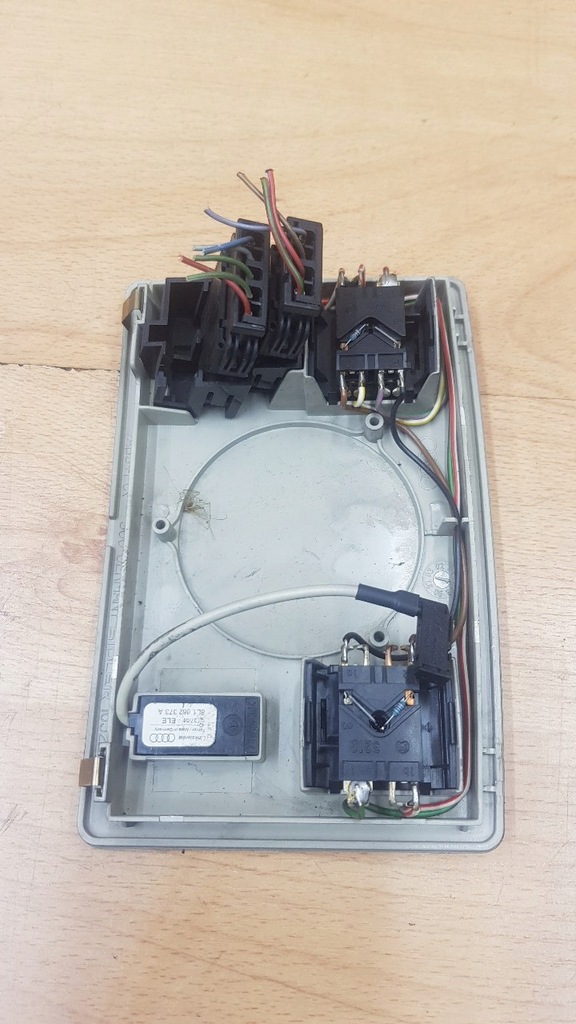 фото №2, Перемикач ліхтарі освітлення салону audi a8 d2 lift