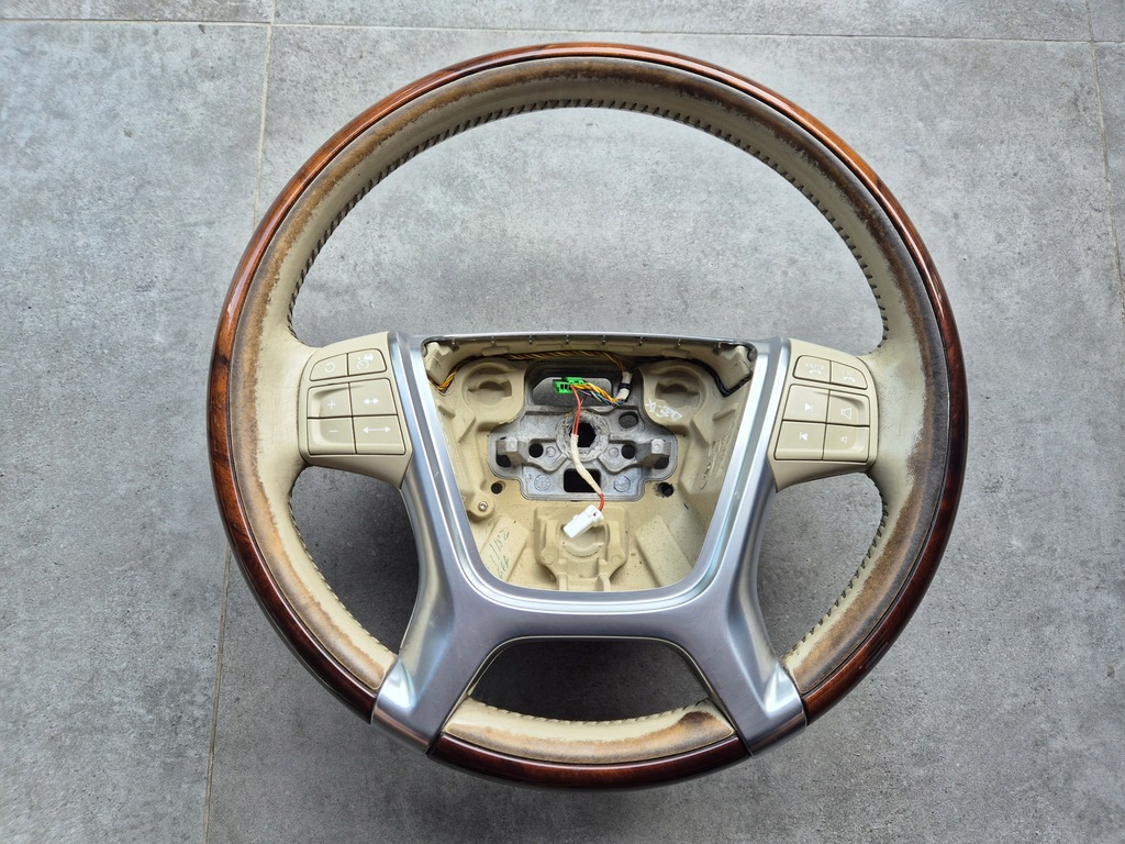 фото №1, Воздуховод мультифункция drewno volvo xc70 ii v70 iii