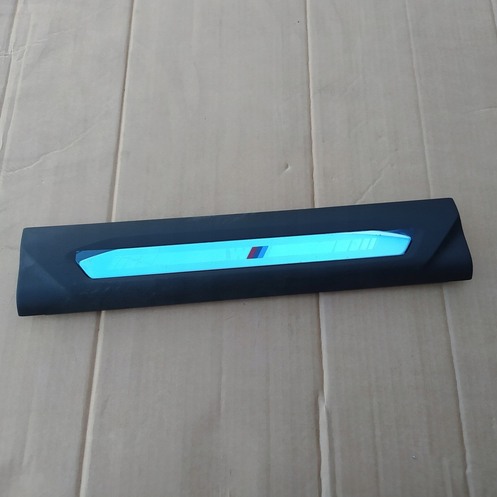 фото №1, Bmw f44 молдинг порог правый перед 7489947