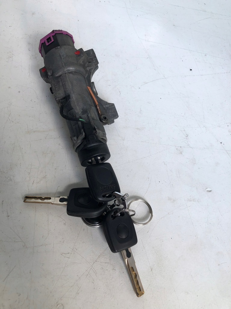 фото №4, Блок керування набір стартовий skoda fabia i 1.4 mpi 047906033