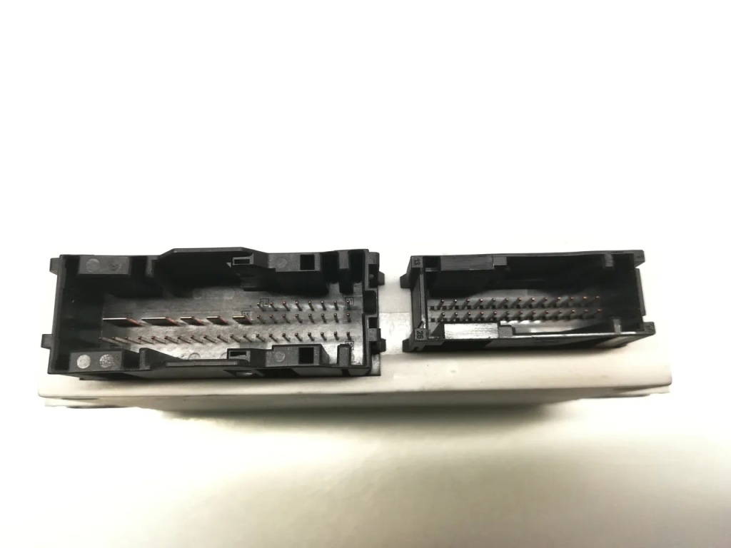 фото №4, Bmw 1 series модуль модуля керуючого люк