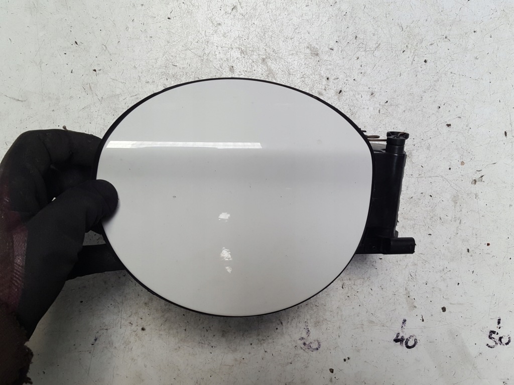 фото №1, Bmw 1 f20 11r- кришка заливної пального a96