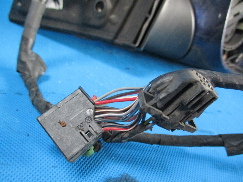 фото №6, Зеркало правое передние audi q7 14+2pin euro