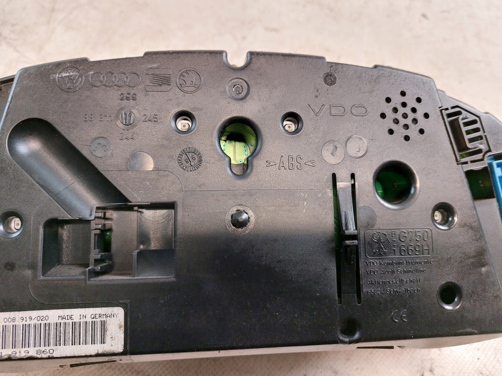 фото №5, Лічильник прилади vw passat b5 1.8t