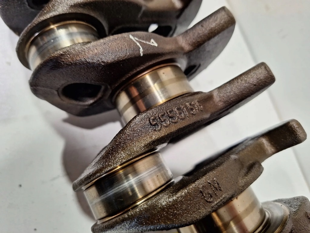 Wał коленчатый 55561516 opel corsa d astra j meriva 1.4 16v a14xer 09- номинал Киев