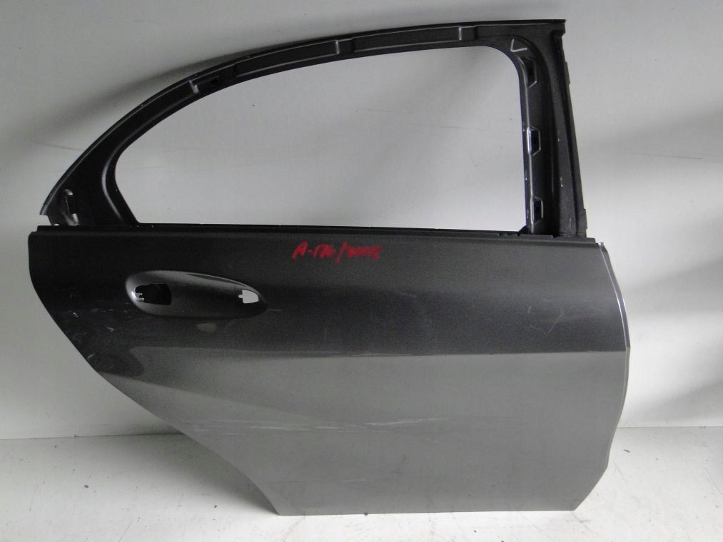 фото №2, Mercedes a klasa w176 176 дверь задние правое