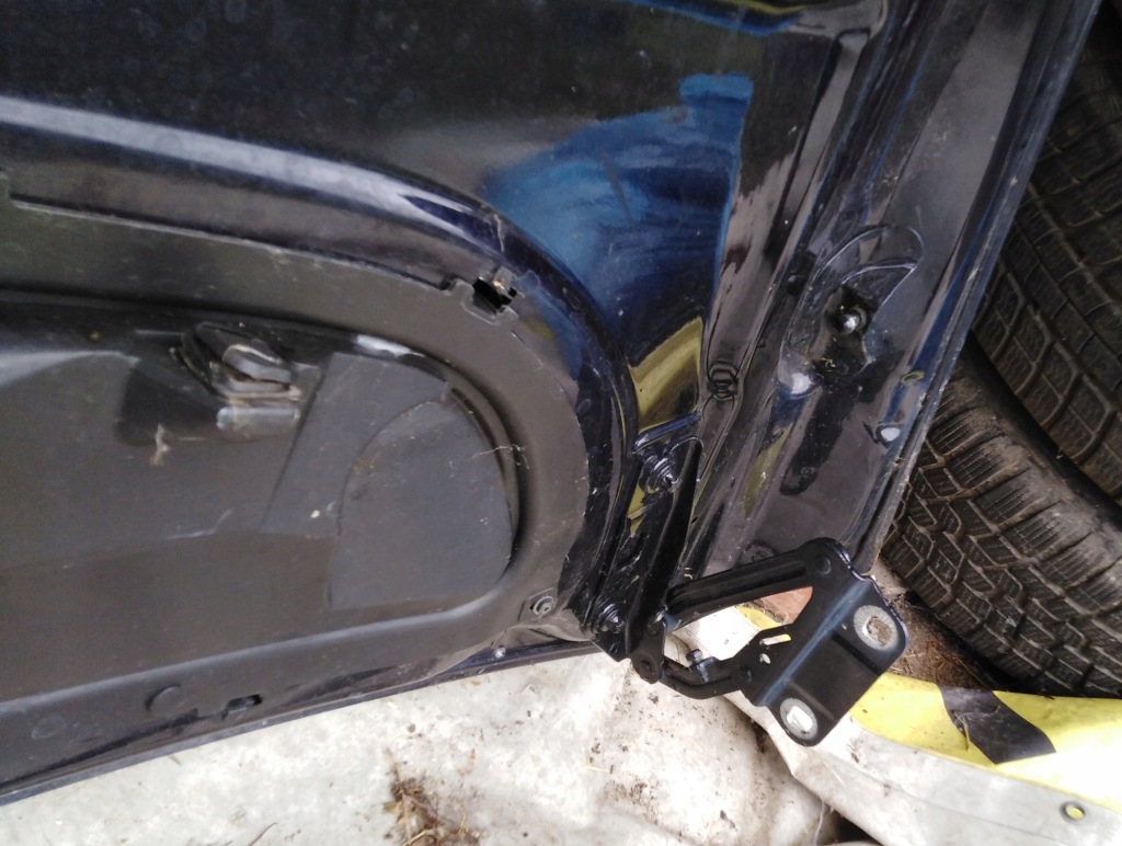 Mercedes r klasa w251 капот комплектная lak c359 09r Цена