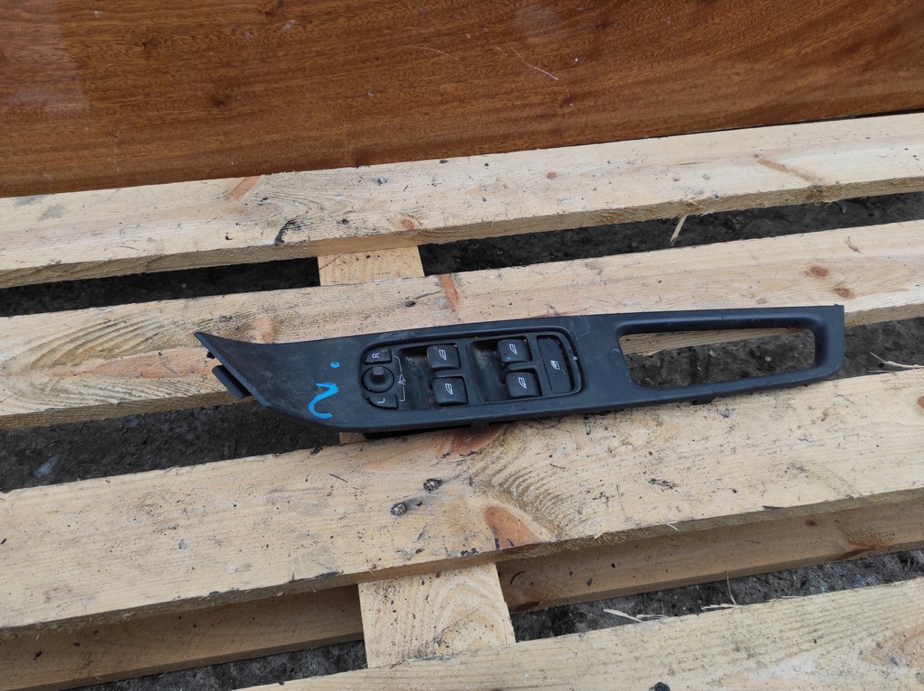 фото №1, Переключатель окон volvo v60 i 31343102