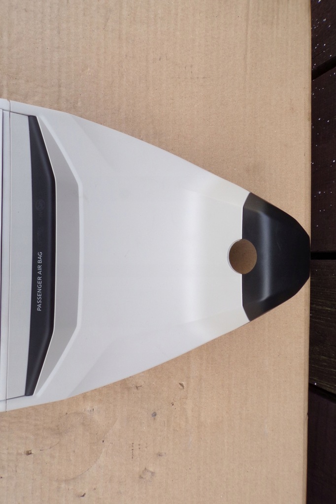 фото №4, Лампа стельовий 2ga867591 vw t-roc