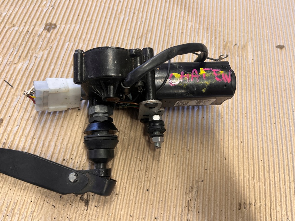 фото №7, Chatenet ch26 моторчик задний дворники рычаг oryg.