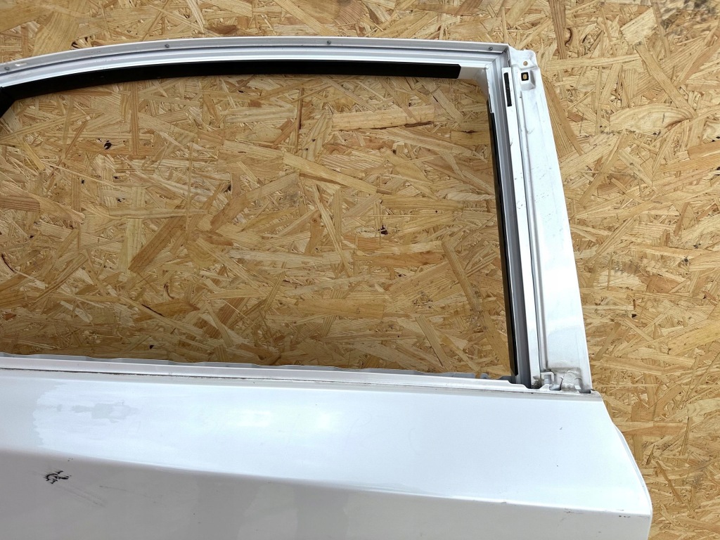 Lexus rx iv 2015-2022 дверь правый  задняя правое  задняя оригинал Доставка