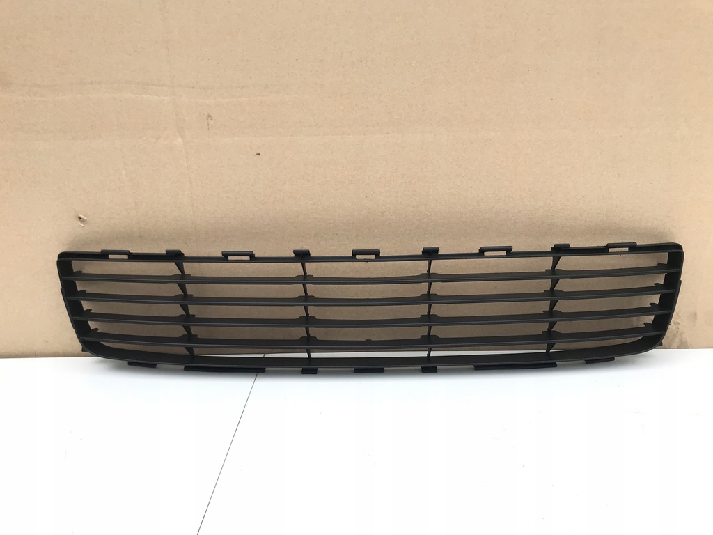 фото №1, Toyota auris i решётка радиатора решётка решётка радиатора бампера перед