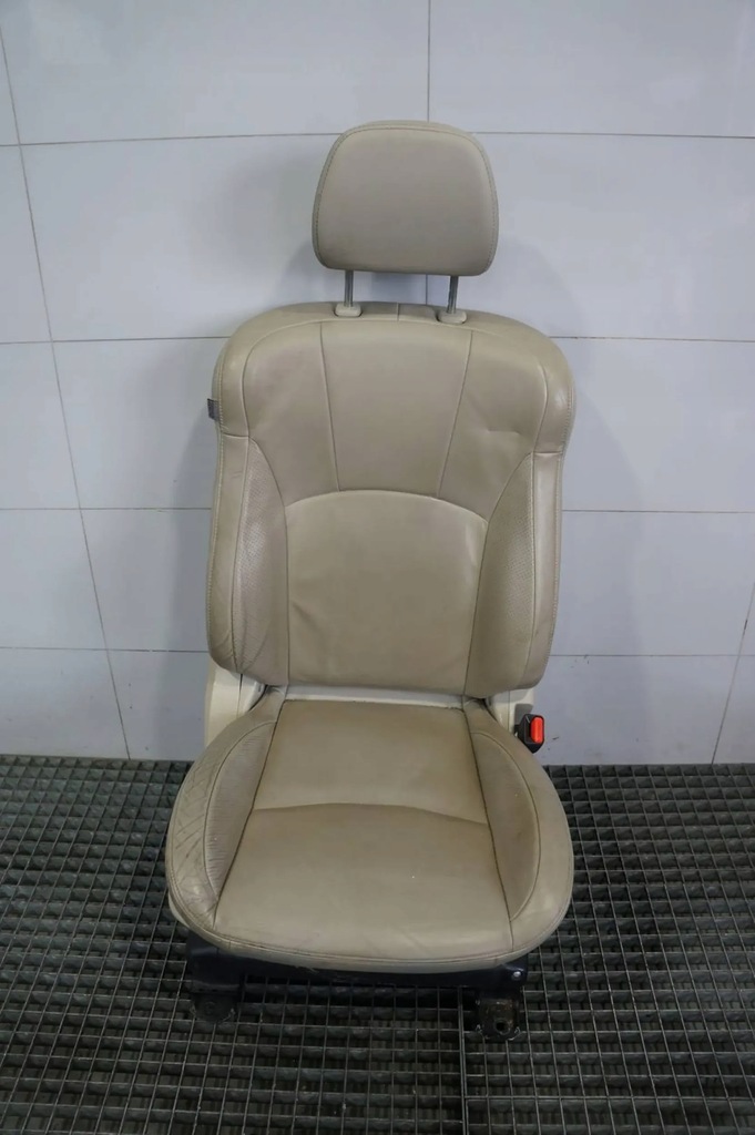 фото №8, Сиденье сиденья комплект заднее сиденье skra светлая mitsubishi outlander ii lift