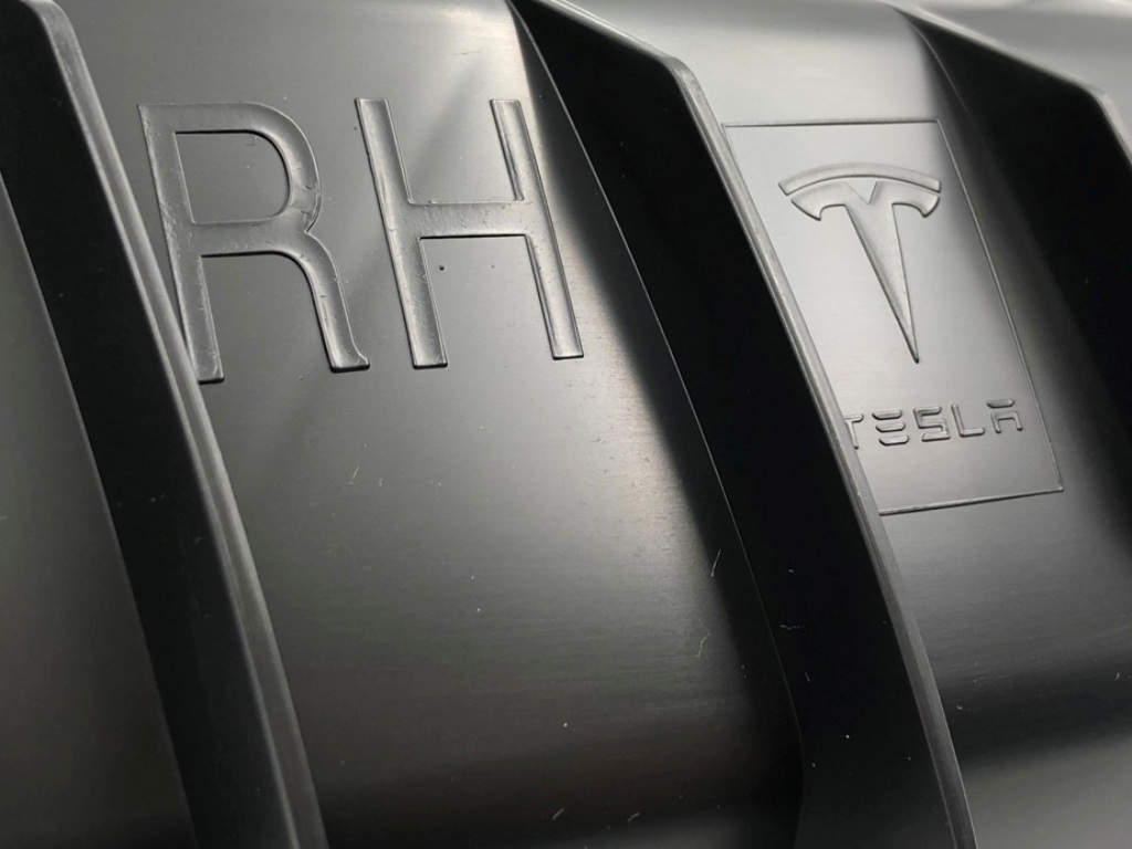 фото №10, Element кріпильний бампер правий перед пластиковий 1084170-00-b tesla 3 2017-