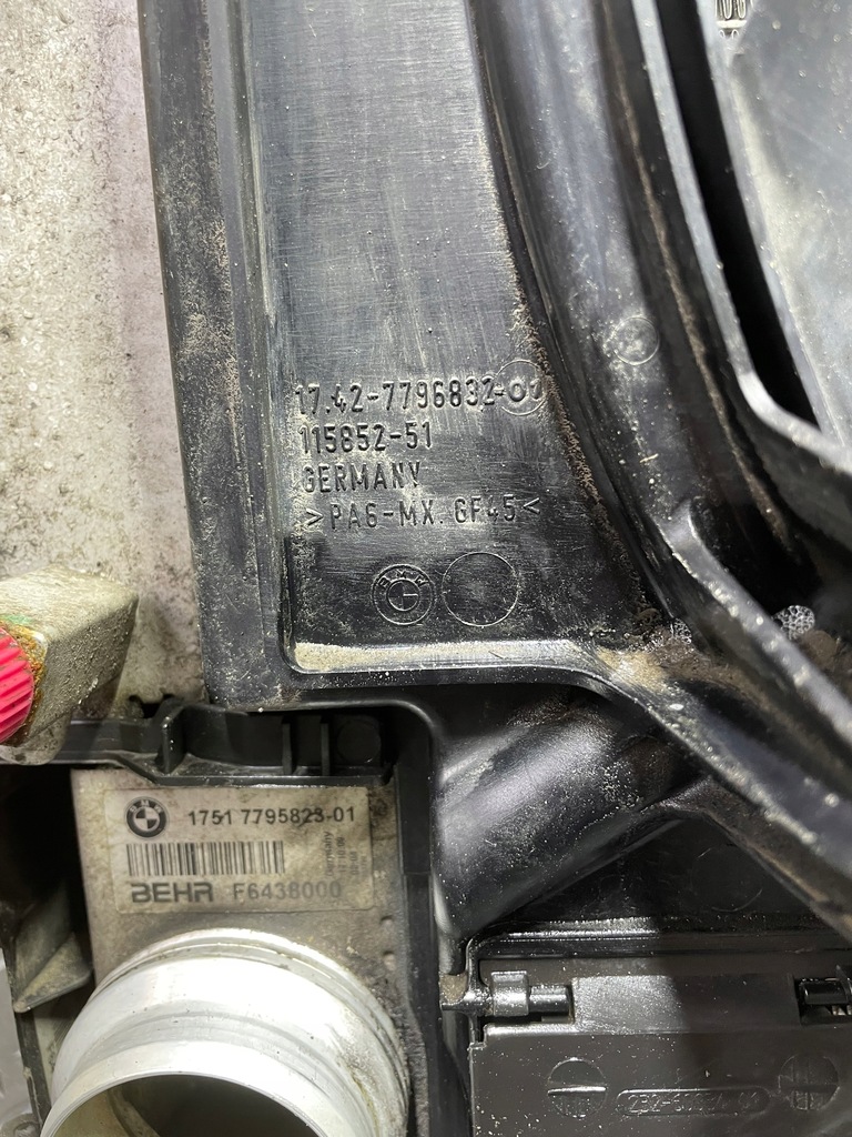 фото №7, Комплект радиатор радиатор вентилятор bmw e60 e61 n47 2.0 механическая коробка передач