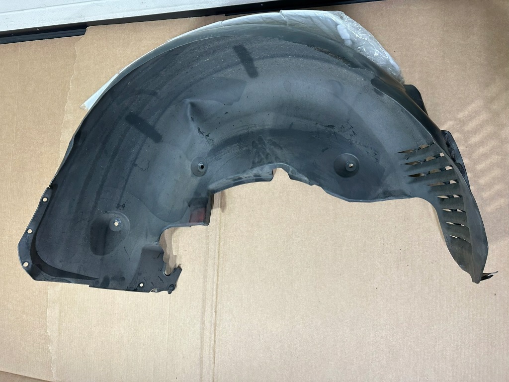 Подкрылок левый задний , левая задние, защита mercedes sl r230, w230 рестайлинг Цена