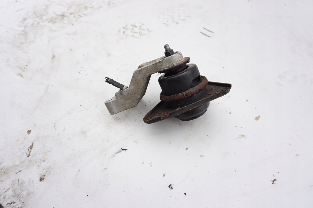 фото №1, Кронштейн двигуна kia ceed i fl 1.6 crdi