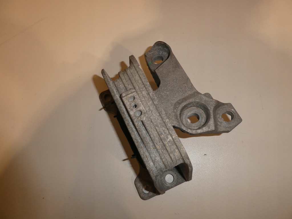 фото №1, Подушка двигуна master iii 112108180r