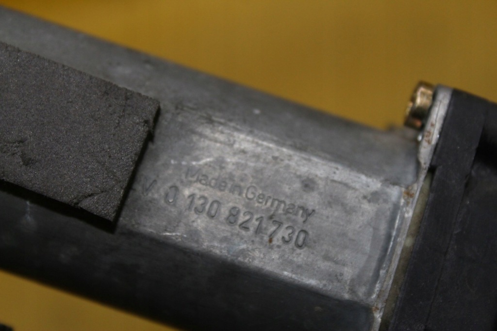 фото №6, Моторчик окон правый перед octavia i 101448-200