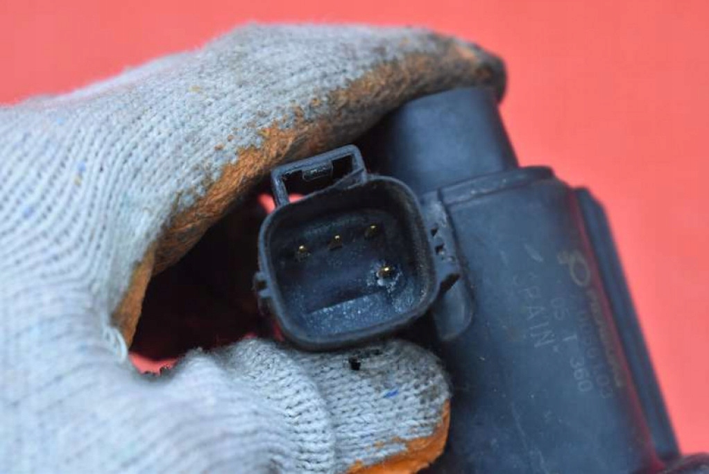 фото №8, Клапан egr 30743863 volvo v70 2 ii 2.4 d 126 km 04-08