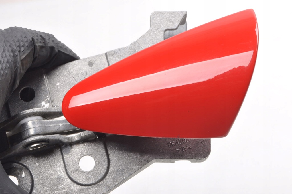 фото №3, Ferrari california 4.3 ручка дверь наружная левая 202933