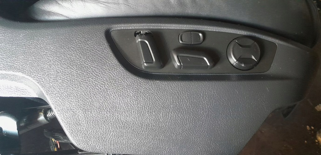 фото №15, Сидіння сидіння заднє сидіння електричний з підігрівом задня vw touareg ii