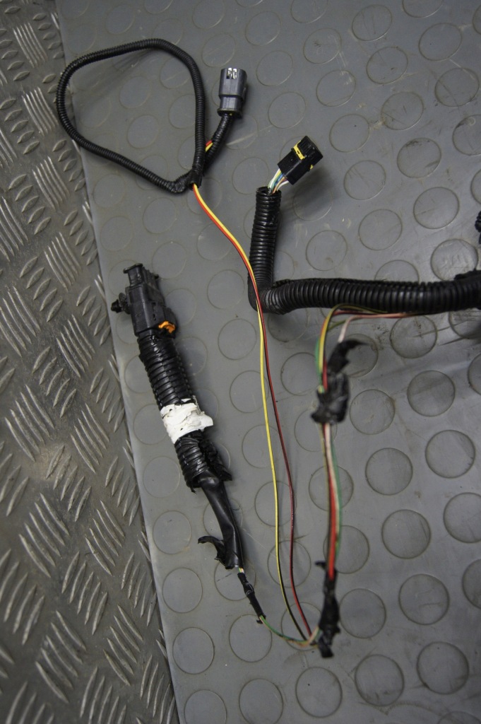 фото №15, Corsa f 1.2 електропроводка джгут відсік двигуна