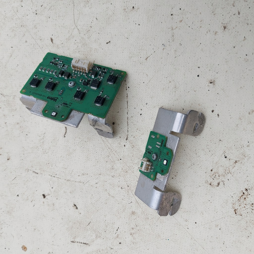 фото №1, Перетворювач модуль світла led 90068132 bmw x1 f48