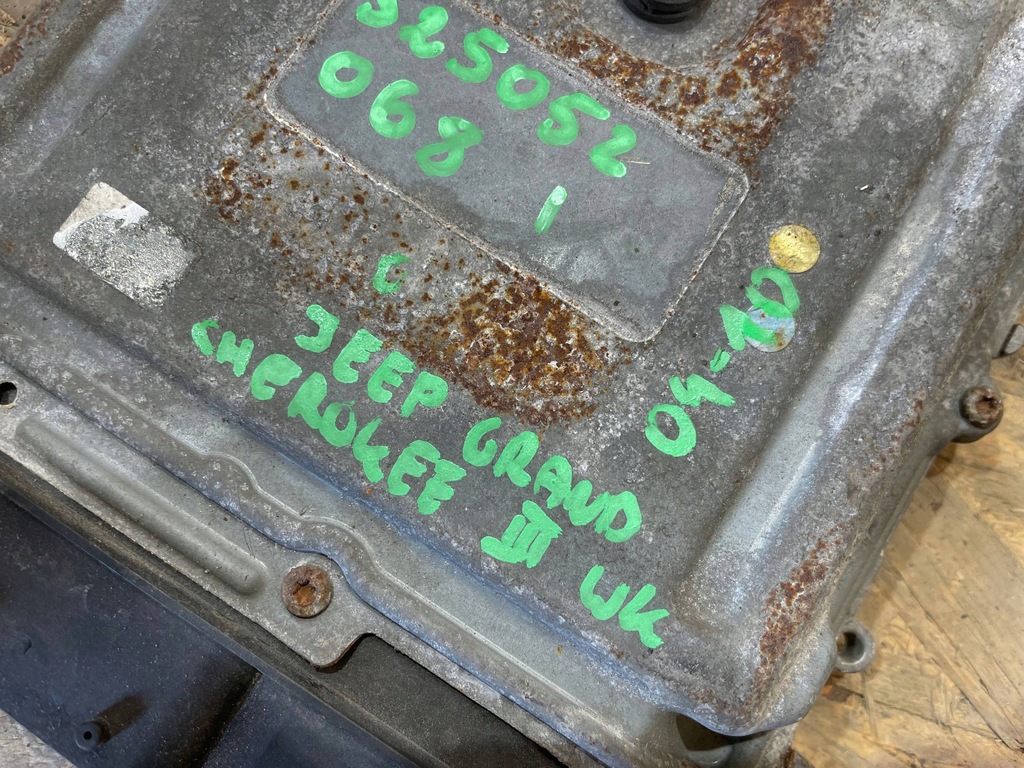 фото №11, Jeep grand cherokee iii 3 wk 04-10 бортовой компьютер блок управления ecu двигателя