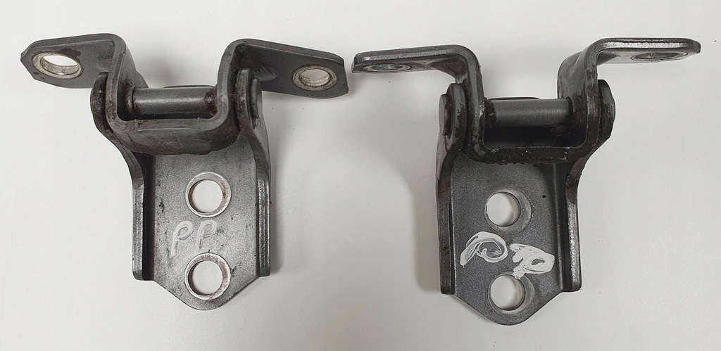 фото №1, Петли дверь правый перед mazda rx-8 пара