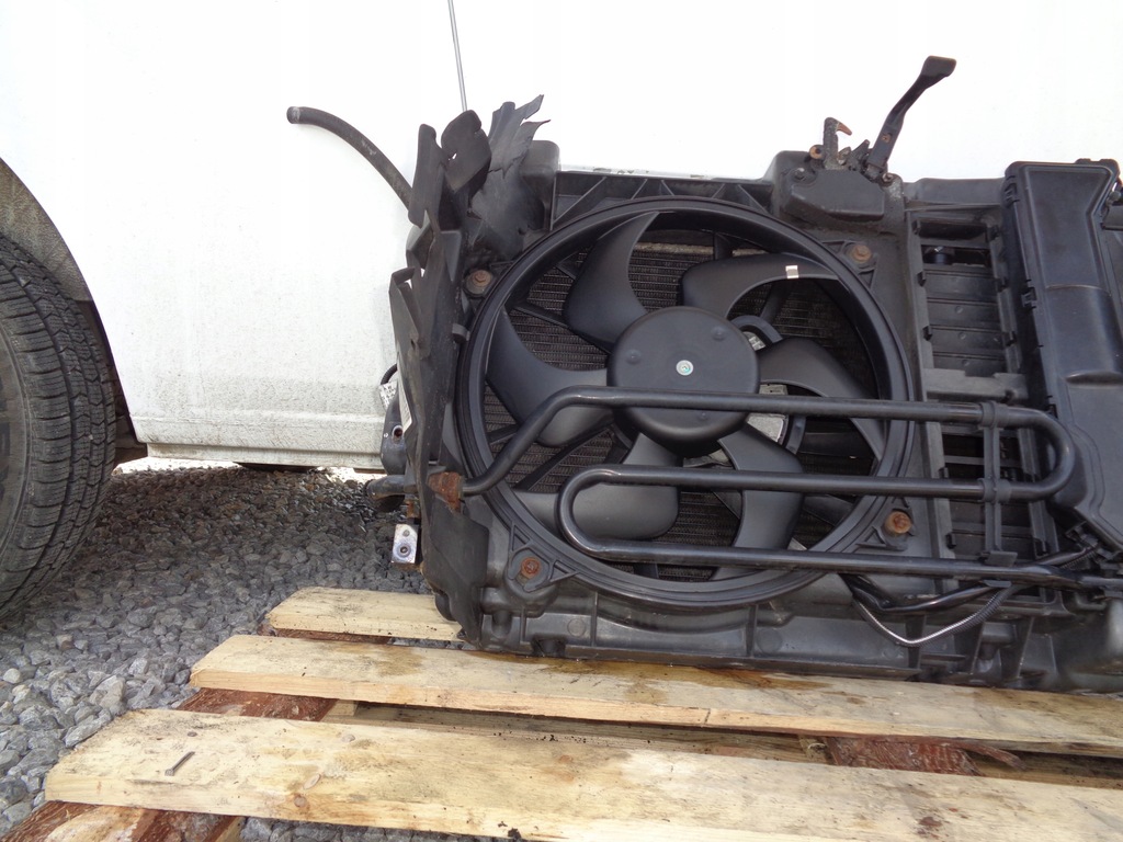 фото №6, Pas перед радиатор kpl peugeot 407 2.2 16v 04-