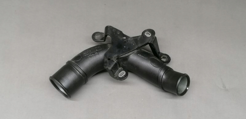 фото №4, Труба турбины renault clio iv 144600468r tce