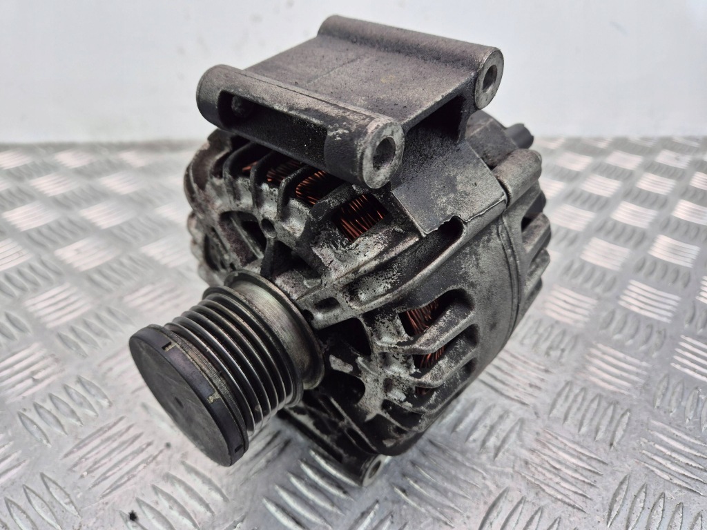 Купить Mercedes c200 cgi w204 генератор a0009063000