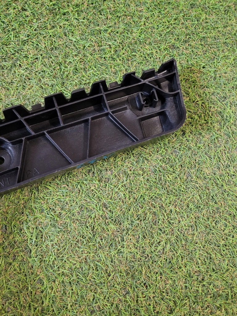 фото №6, Audi a6 c7 4g9 avant напрямна бампера лівий задня