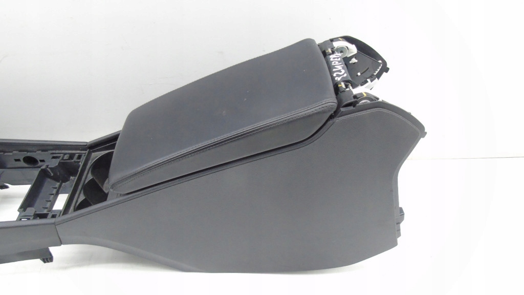 фото №6, Тунель середній підлокітник skoda superb iii