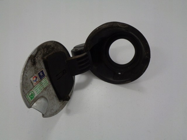 фото №2, Peugeot 207 sw крышка заливной топлива ezrc