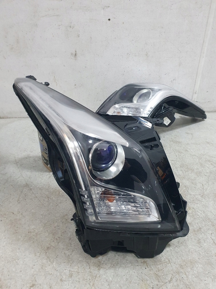 фото №1, Cadillac ats 2013-19 лампа права перед комплектна оригінал 23236366