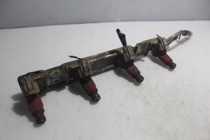 фото №1, Молдинг впрыскная nissan almera tino 1.8