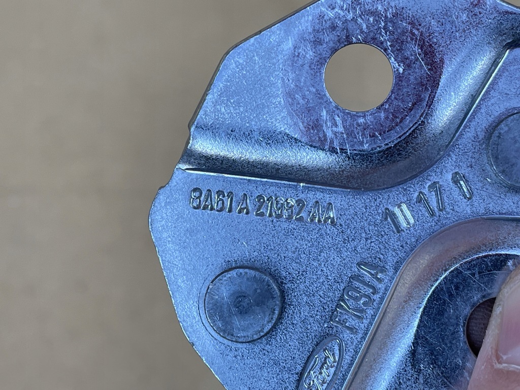 фото №5, Ford ranger iv 11- засувка двері