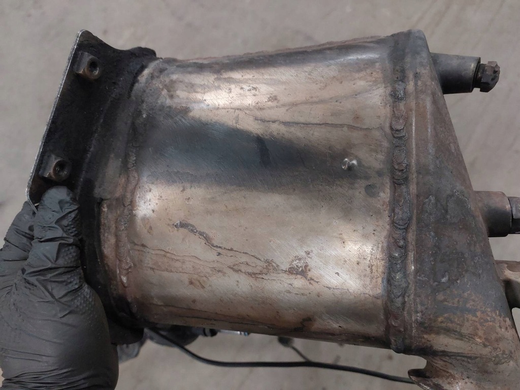 фото №11, Гаситель выхлоп комплект volkswagen passat b6 2.0 tdi 3c0253611af