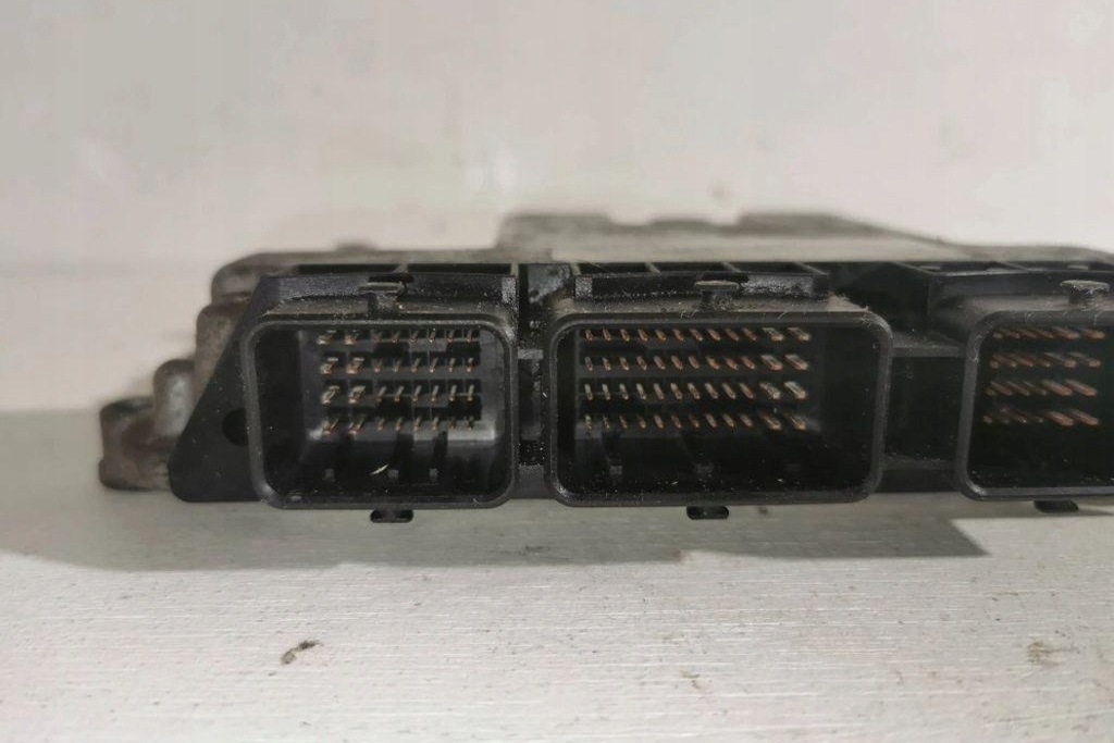 фото №1, Бортовой компьютер двигателя ecu renault espace iv jk0/1_ 8200311550 2.19l дизель