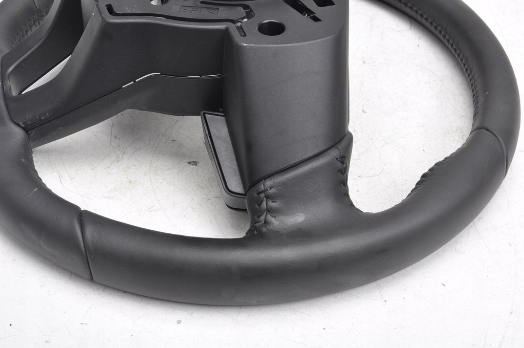 фото №6, Mazda 2 dl dj повітропровід шкіряний багатофункціональний