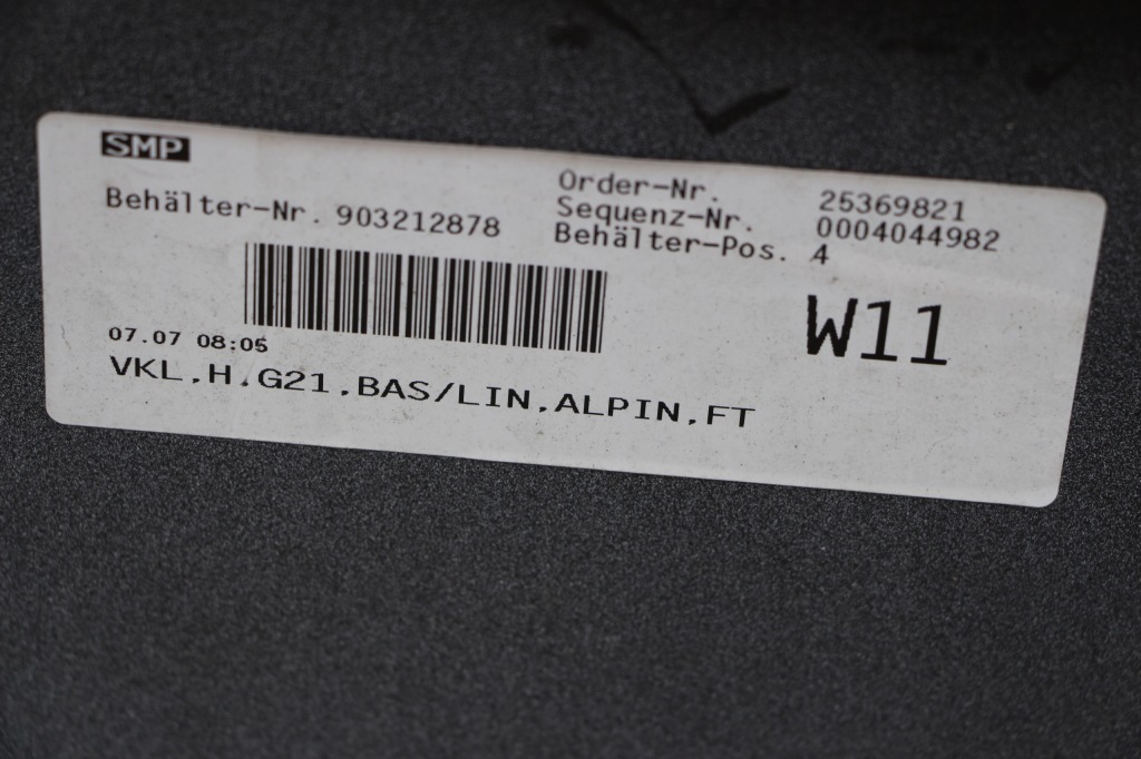 Комплект  bmw 3 g21 бампер задні задній basis sport line +ґрати колір a300 17-22 в Україні