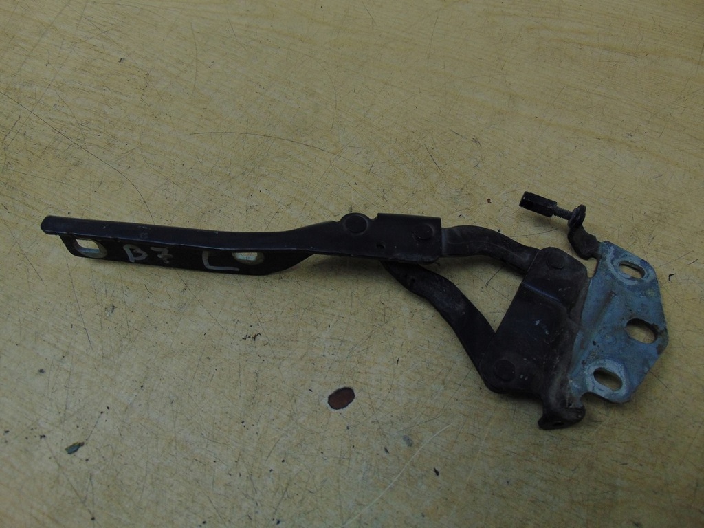 фото №8, Петля капот левый vw passat b7 3aa823301