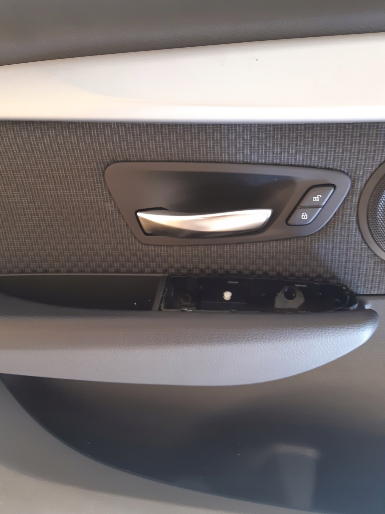 фото №4, Bmw 2 f45 обшивка обивка дверь левый перед